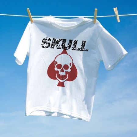 Camiseta Caveira Skull play