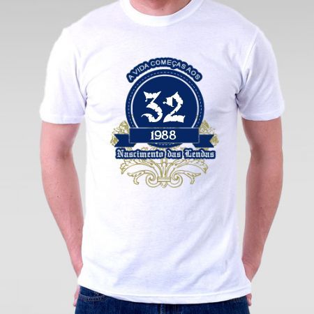 Camiseta A Vida Começa aos 32